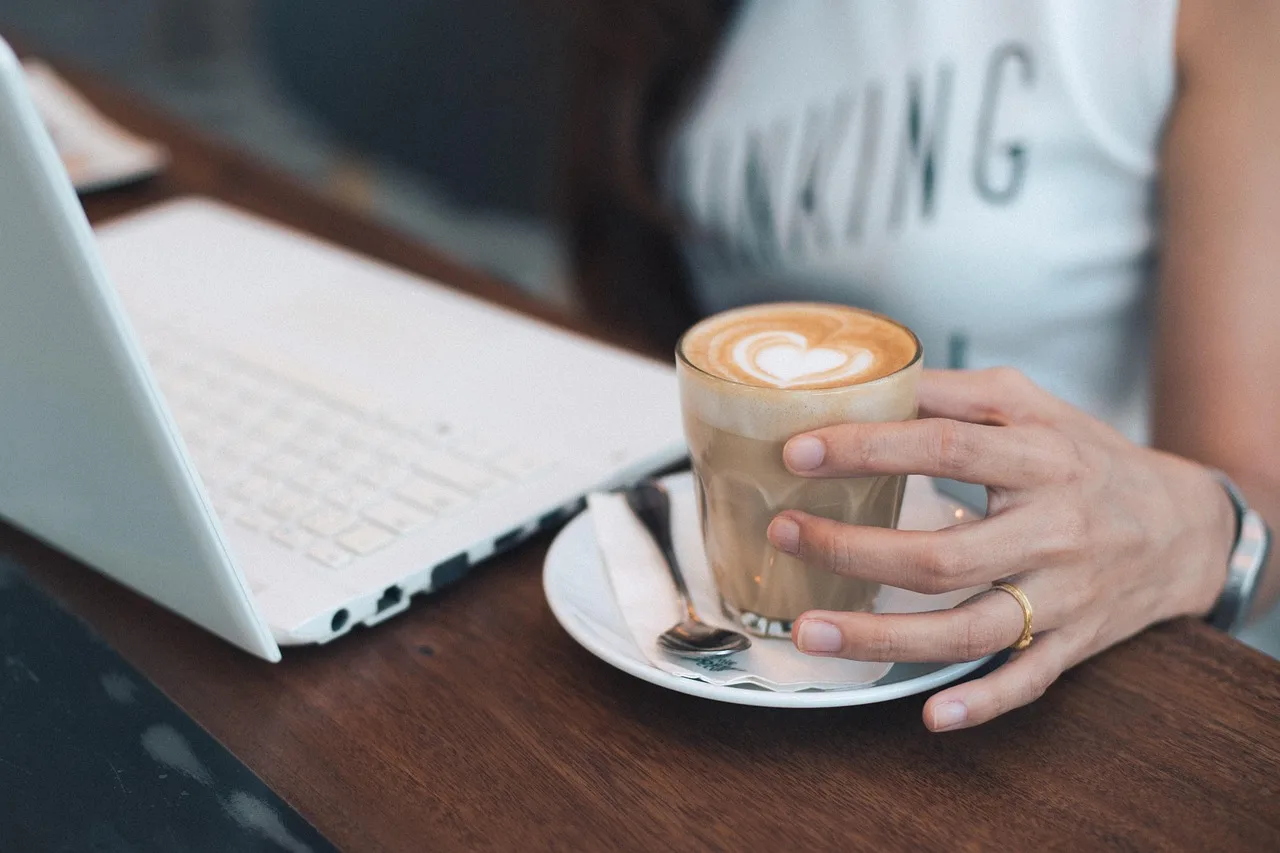 coffee, office, work, table, people, woman, ring, laptop, plate, spoon, art, design