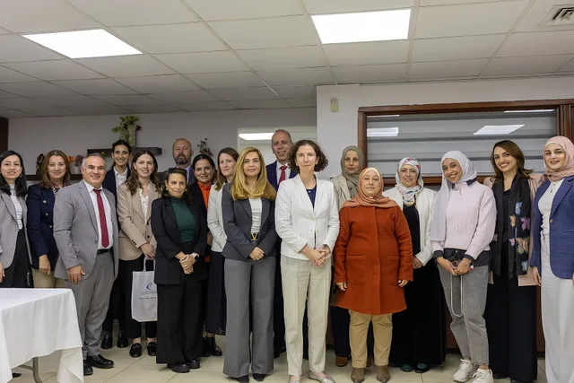 3 December 2024, Ramallah, West Bank. International Development Minister Anneliese Dodds meets Palestinian women leading businesses and cooperatives supported by the UK-funded Tasdeer programme in Ramallah. Running a women founder funding workflow from triage to controlled handover